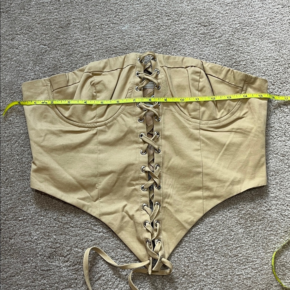 NWT Superdown Ashlyn corset lace up top Size Medium - Picture 11 of 12